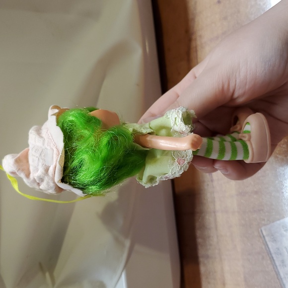 Vintage Strawberry Shortcake Lime Chiffon Doll - Picture 4 of 8